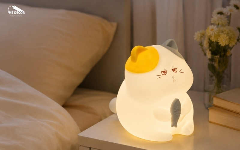 Đèn silicone cute tạo ánh sáng dịu cho phòng ngủ