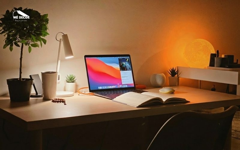 Góc học tập với đèn decor đẹp